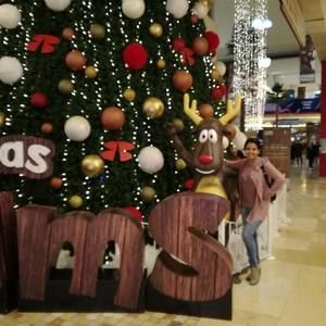 Meet your Posher, Iris